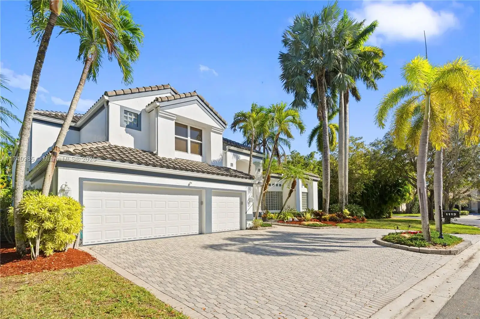 1113 SW 156th Ter, Pembroke Pines FL 33027 photo 4