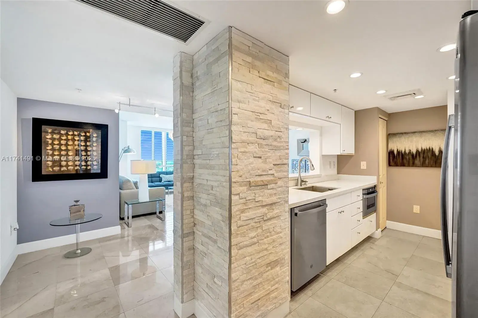 610 W Las Olas Blvd # 1816N, Fort Lauderdale FL 33312