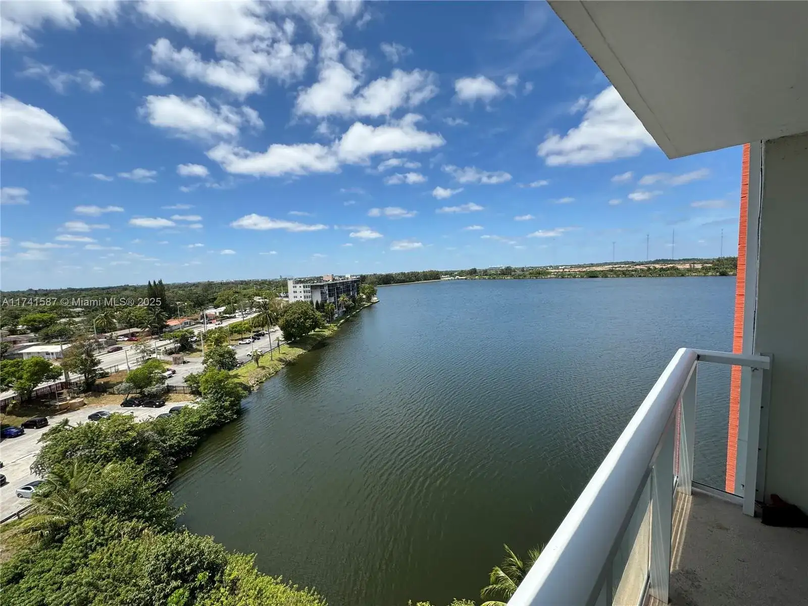 1301 NE Miami Gardens Dr # 903W, Miami FL 33179 photo 3