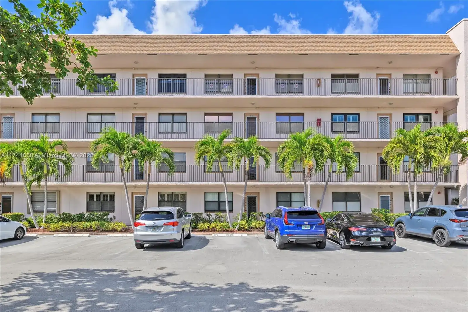2981 N Nob Hill Rd # 405, Sunrise FL 33322 photo 3