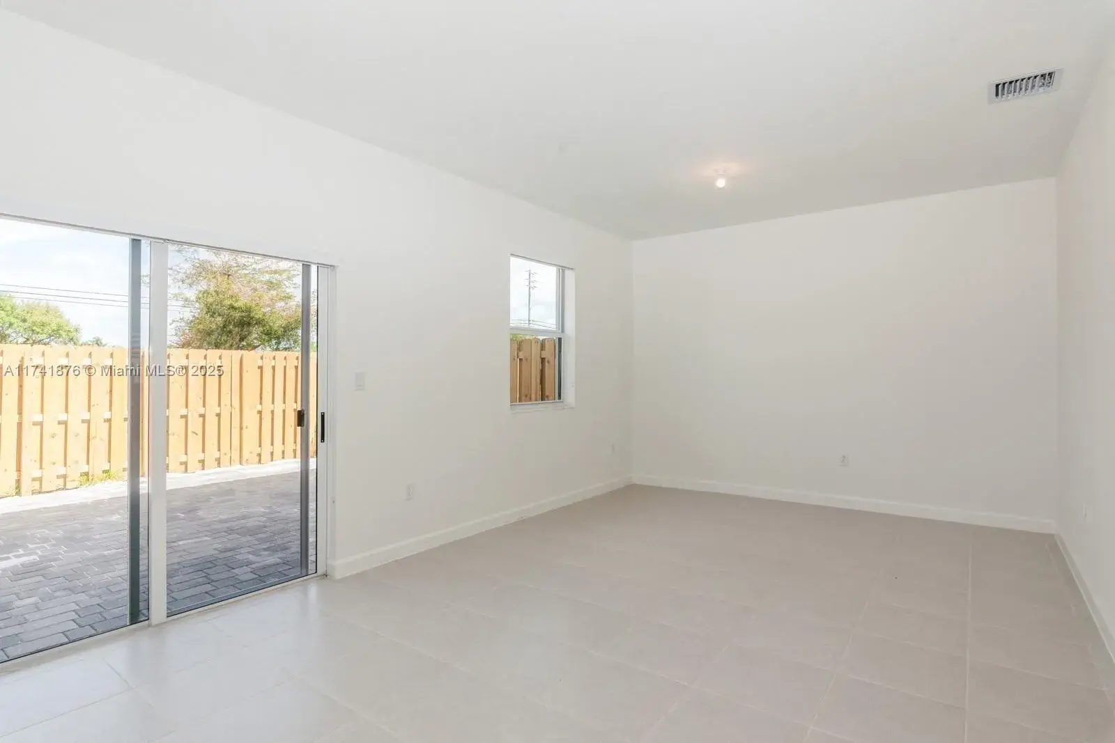 16207 SW 288th Ter, Homestead FL 33033