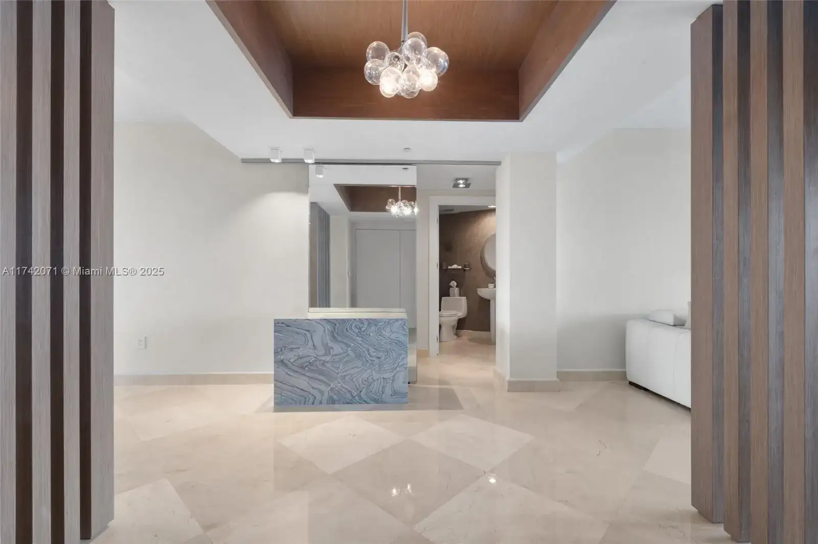 18911 Collins Ave, Sunny Isles Beach FL 33160 photo 2