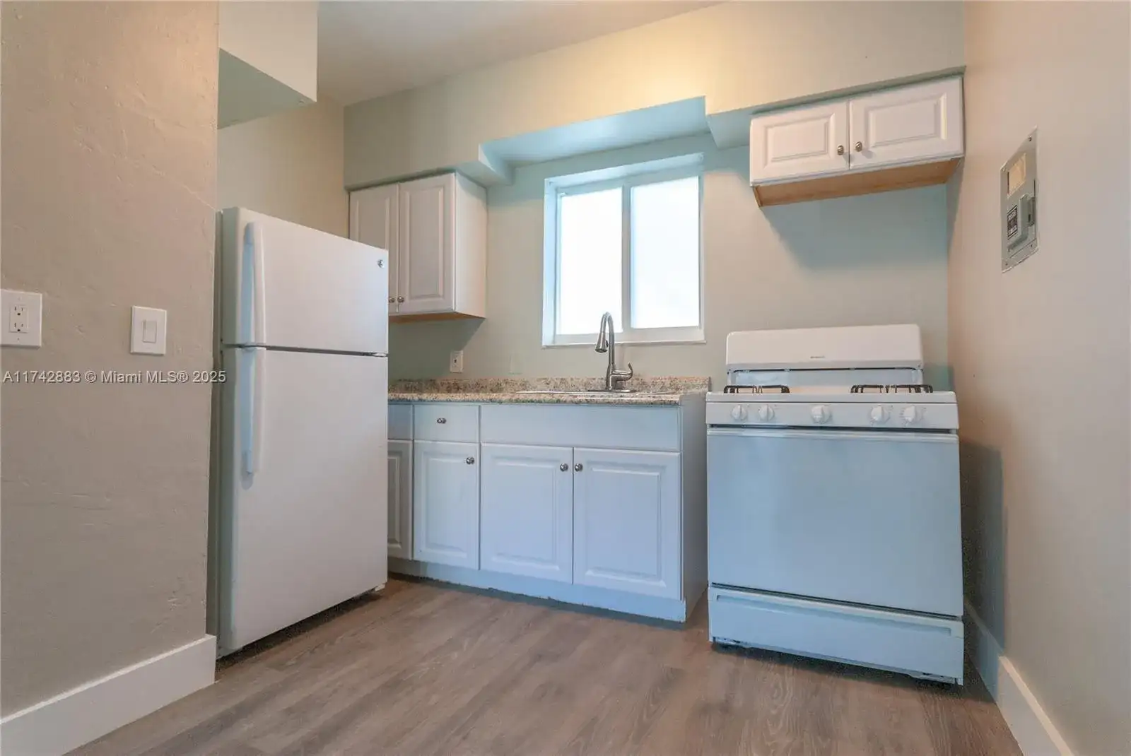 9270 E Bay Harbor Dr # 7A, Bay Harbor Islands FL 33154 photo 4
