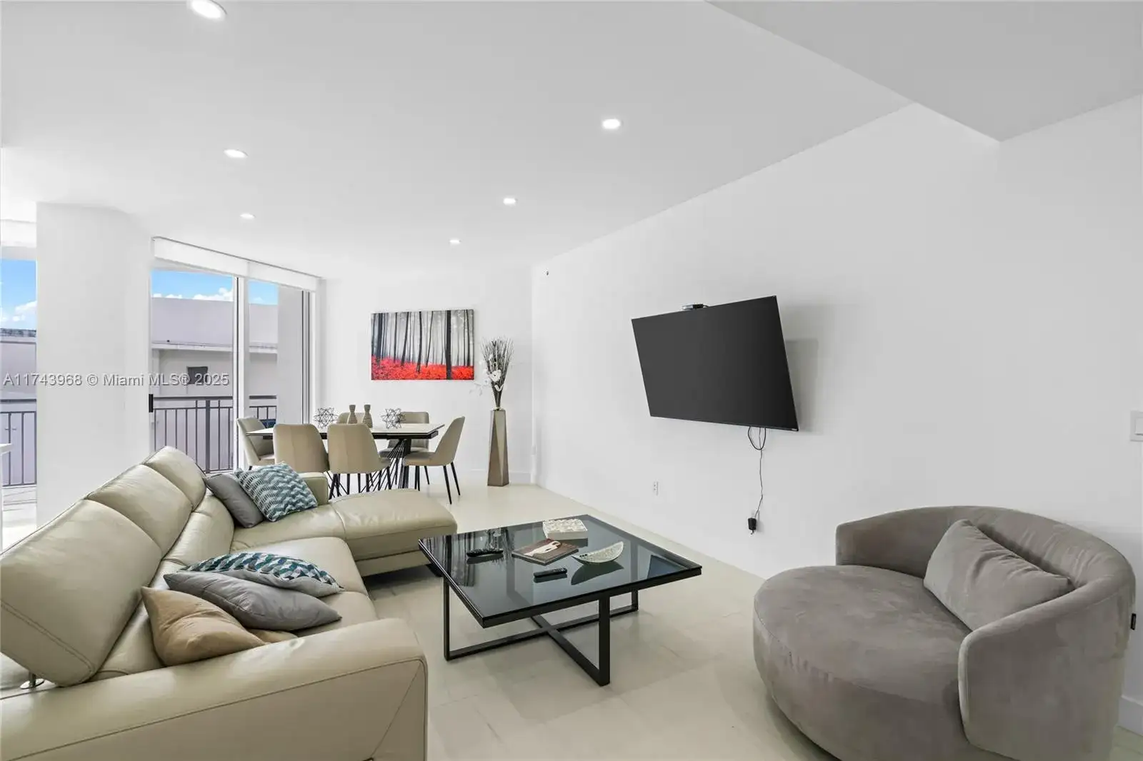 17375 Collins Ave # 2603, Sunny Isles Beach FL 33160 photo 4