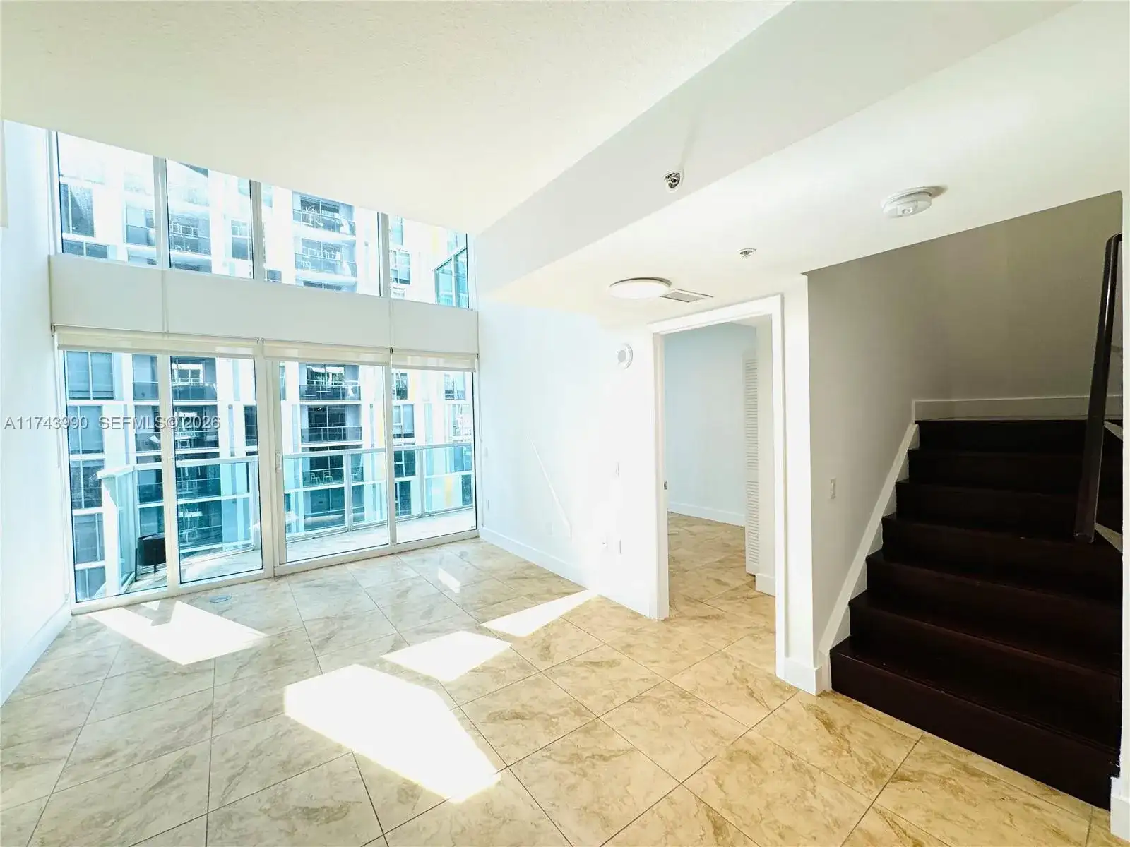 41 SE 5th St # 808, Miami FL 33131 photo 3