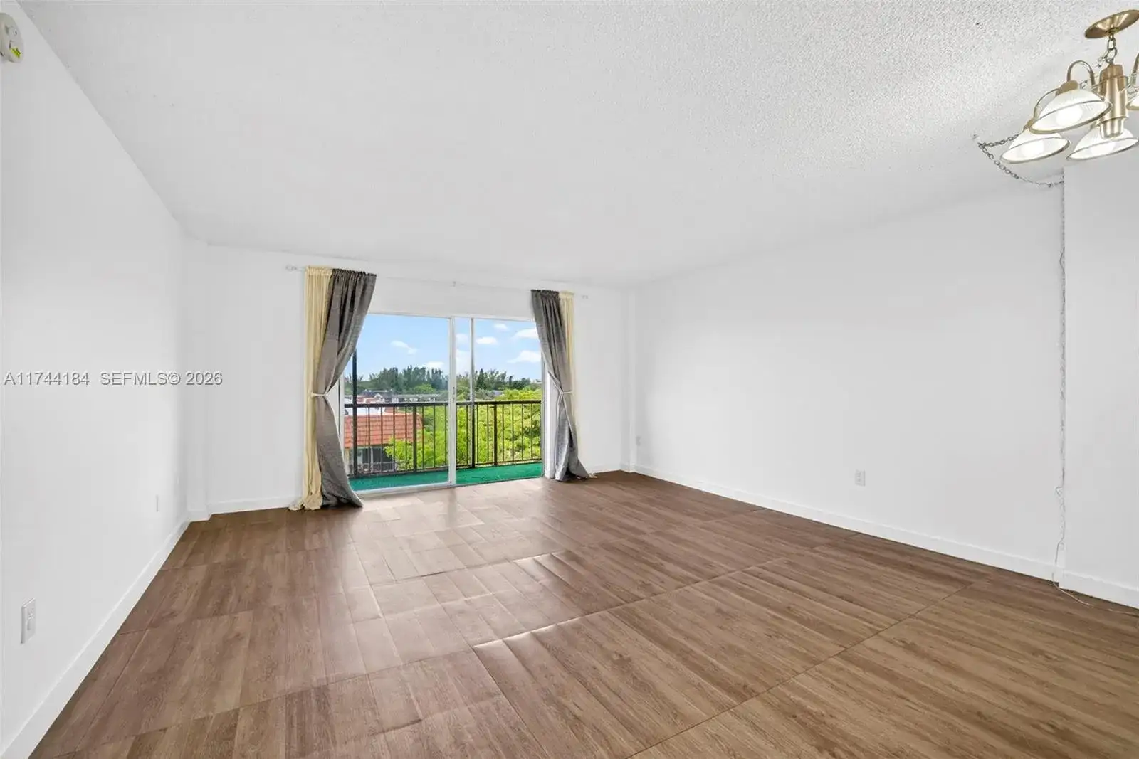 4174 Inverrary Drive # 706, Lauderhill FL 33319 photo 3