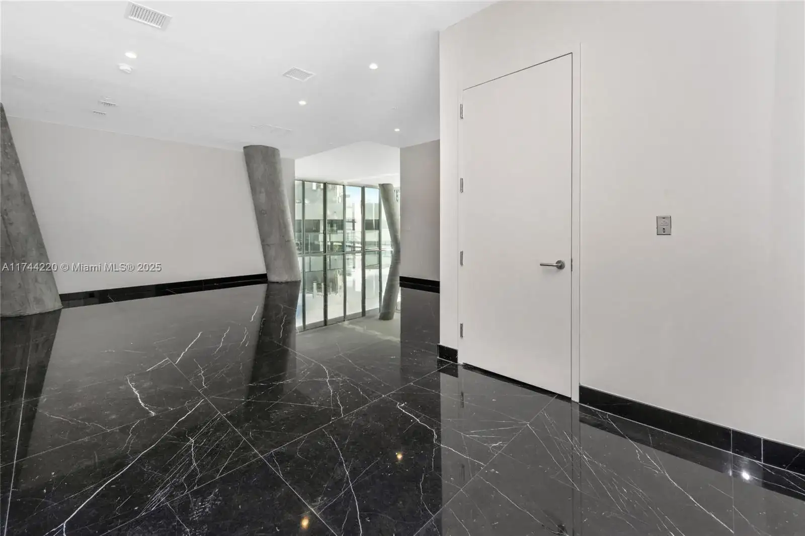 2669 S Bayshore Dr # 1403N, Coconut Grove FL 33133 photo 4