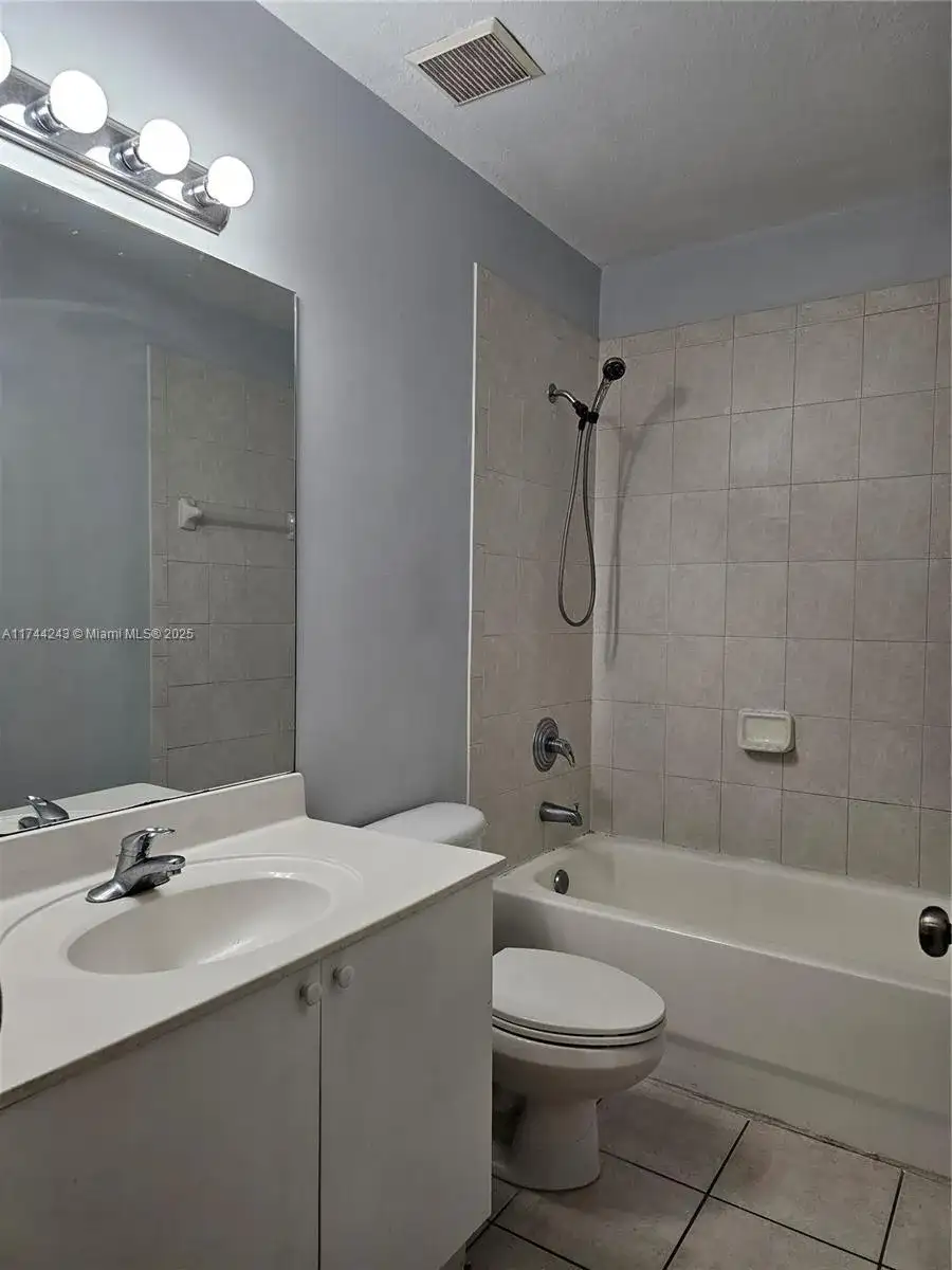 14122 SW 260th St # 103, Homestead FL 33032 photo 4