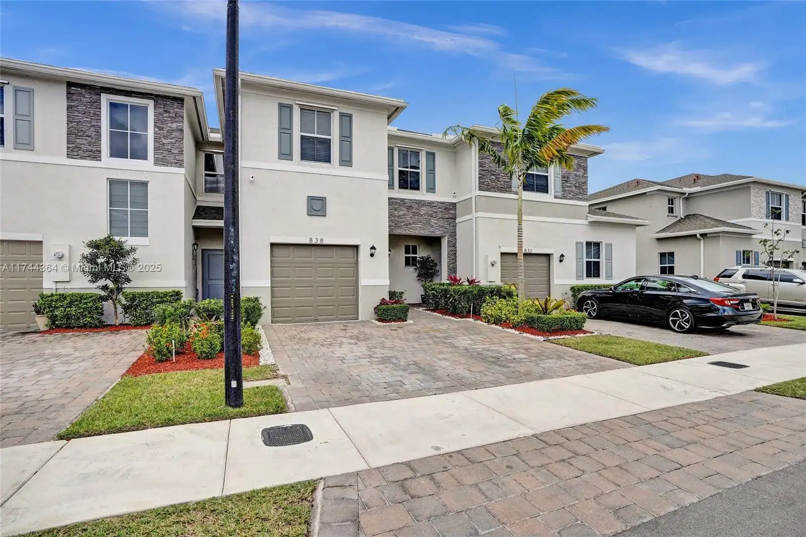 838 SE 17th St, Homestead FL 33034 photo 5