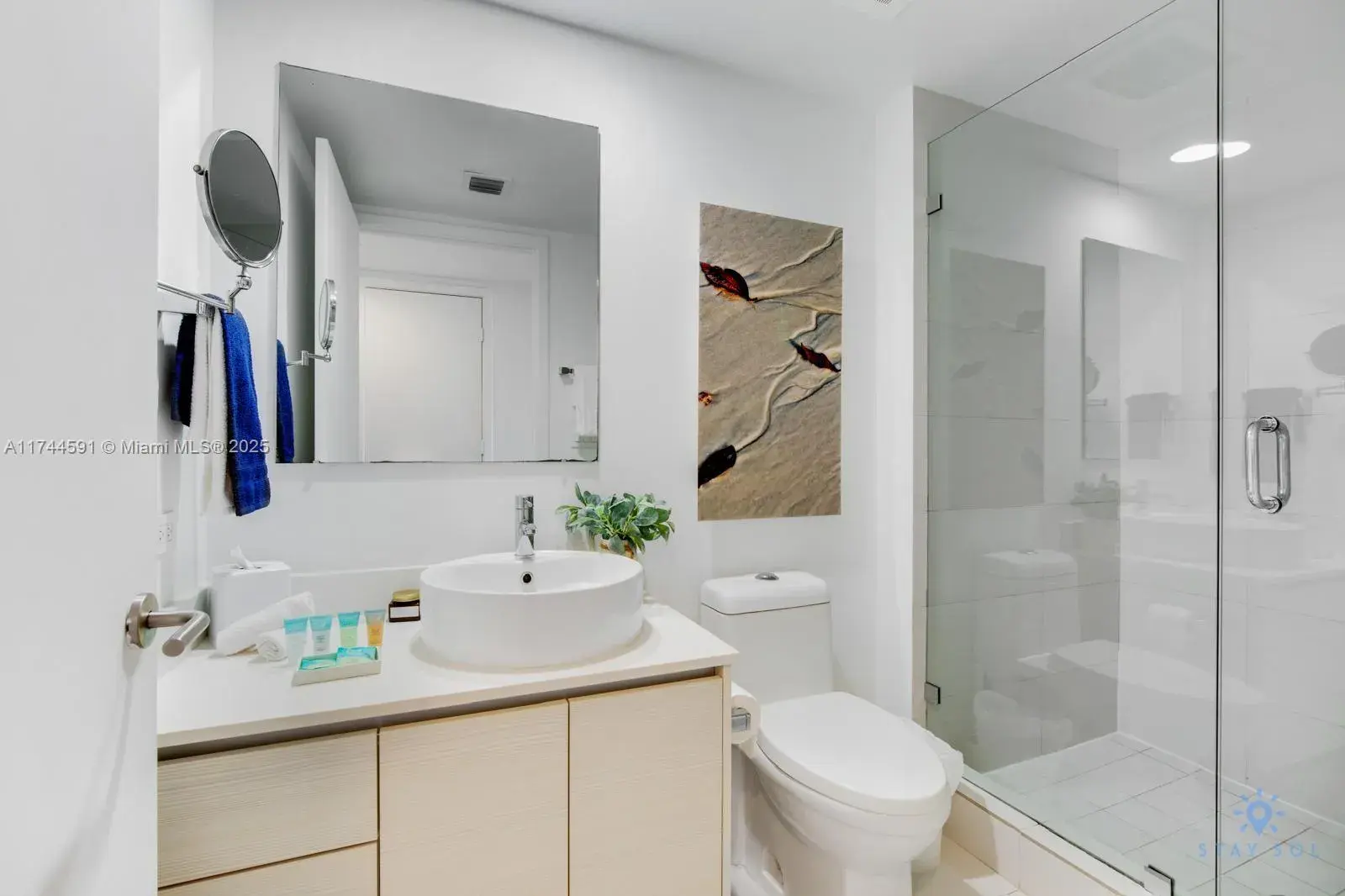 2602 E Hallandale Beach Blvd # R803, Hallandale Beach FL 33009