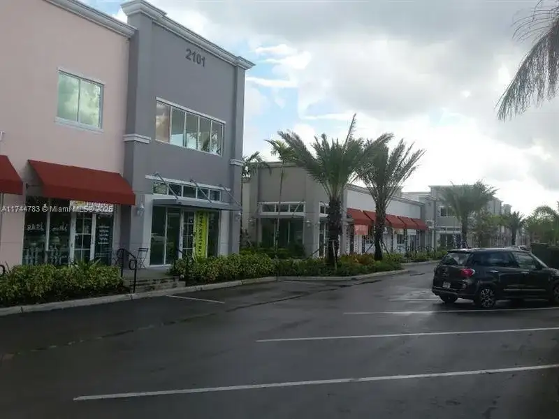 2101 SW 101st Ave # 204, Miramar FL 33025 photo 5