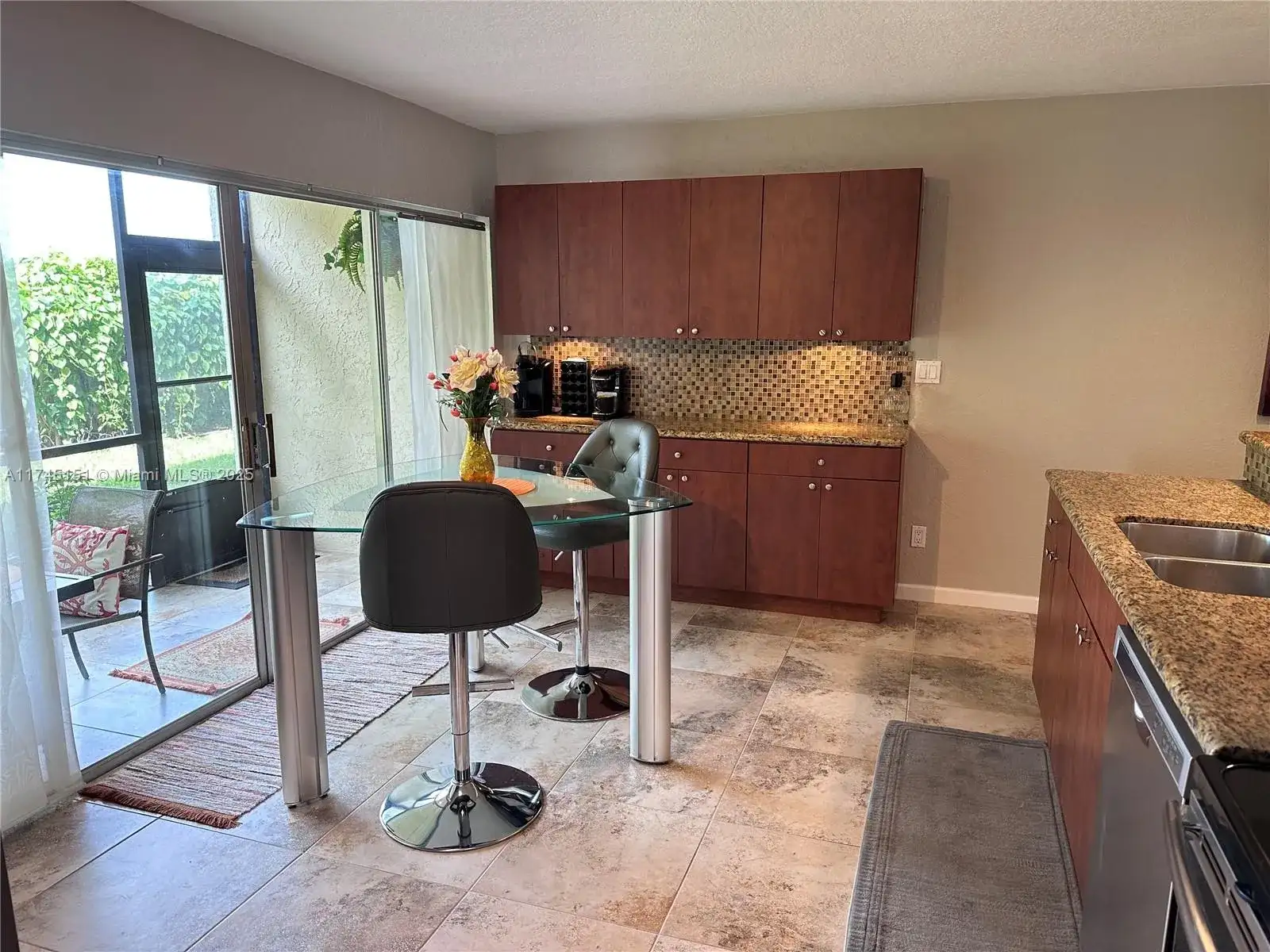 5302 NE 6th # A16, Oakland Park FL 33334 photo 2