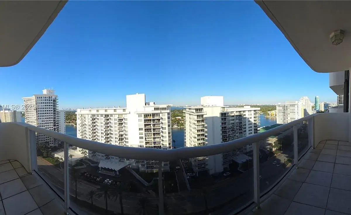 5757 Collins Ave # 1902, Miami Beach FL 33140