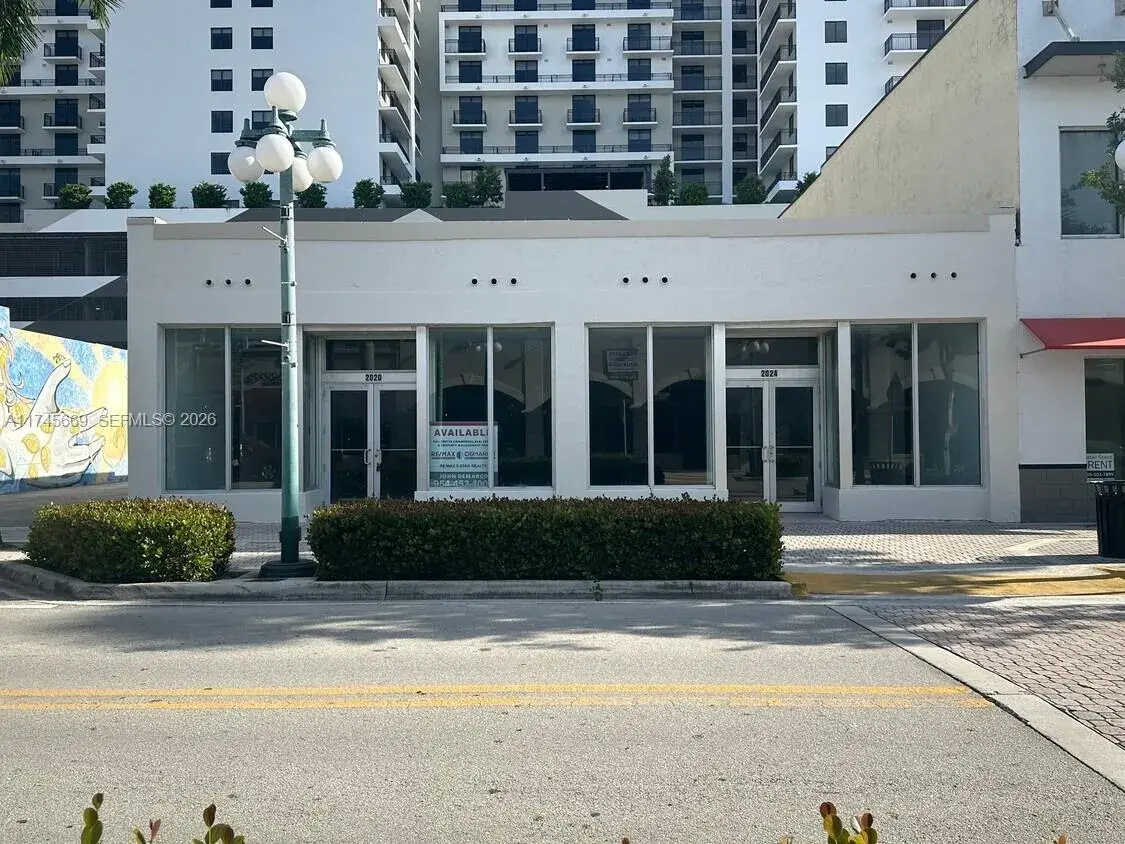 2020 Harrison St, Hollywood FL 33020