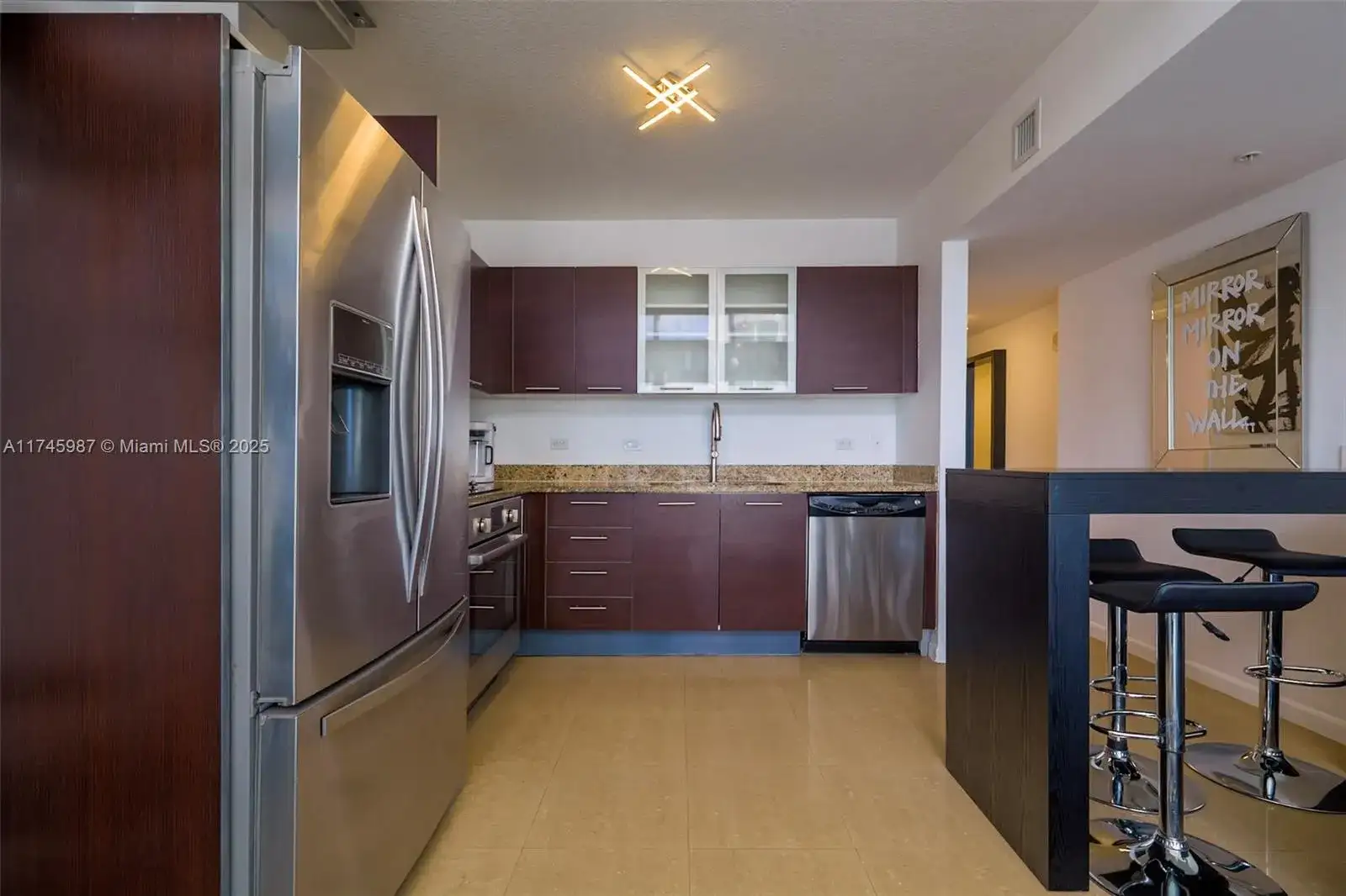 41 SE 5th St # 2011, Miami FL 33131 photo 5