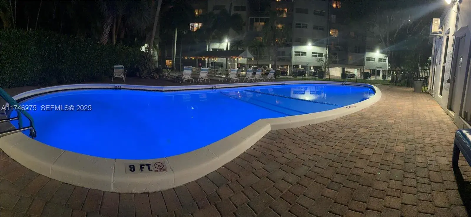 1000 NE 14th Ave # 402, Hallandale Beach FL 33009
