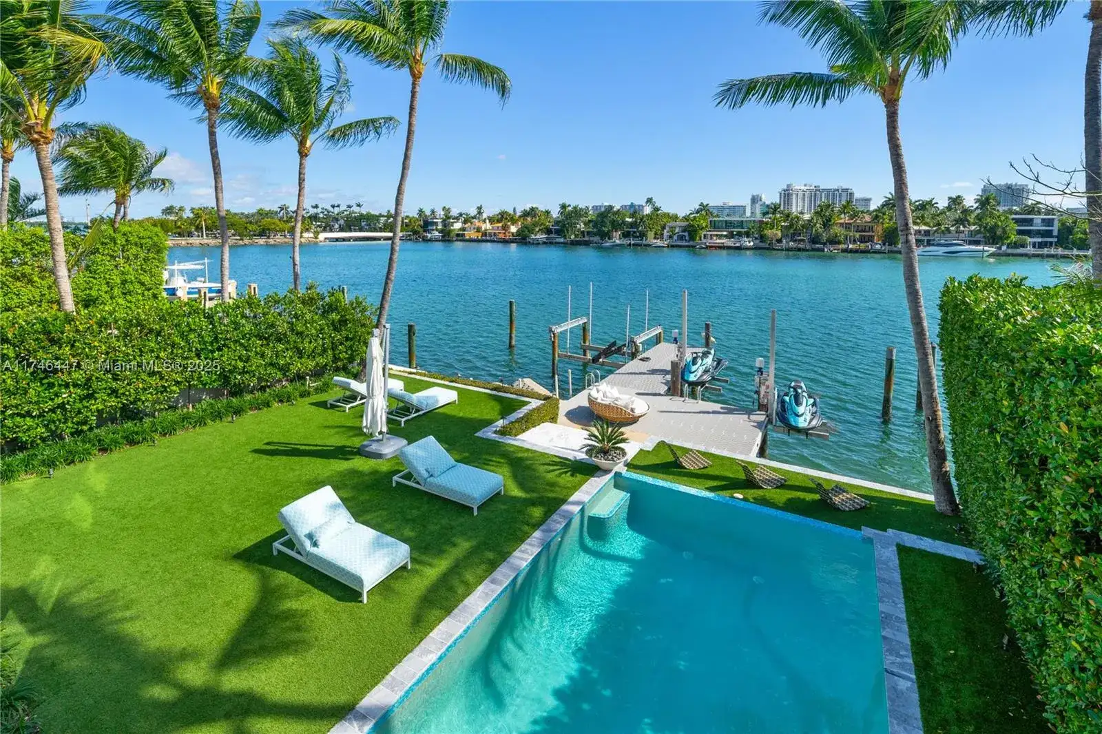 227 E DILIDO DR, Miami Beach FL 33139 photo 3