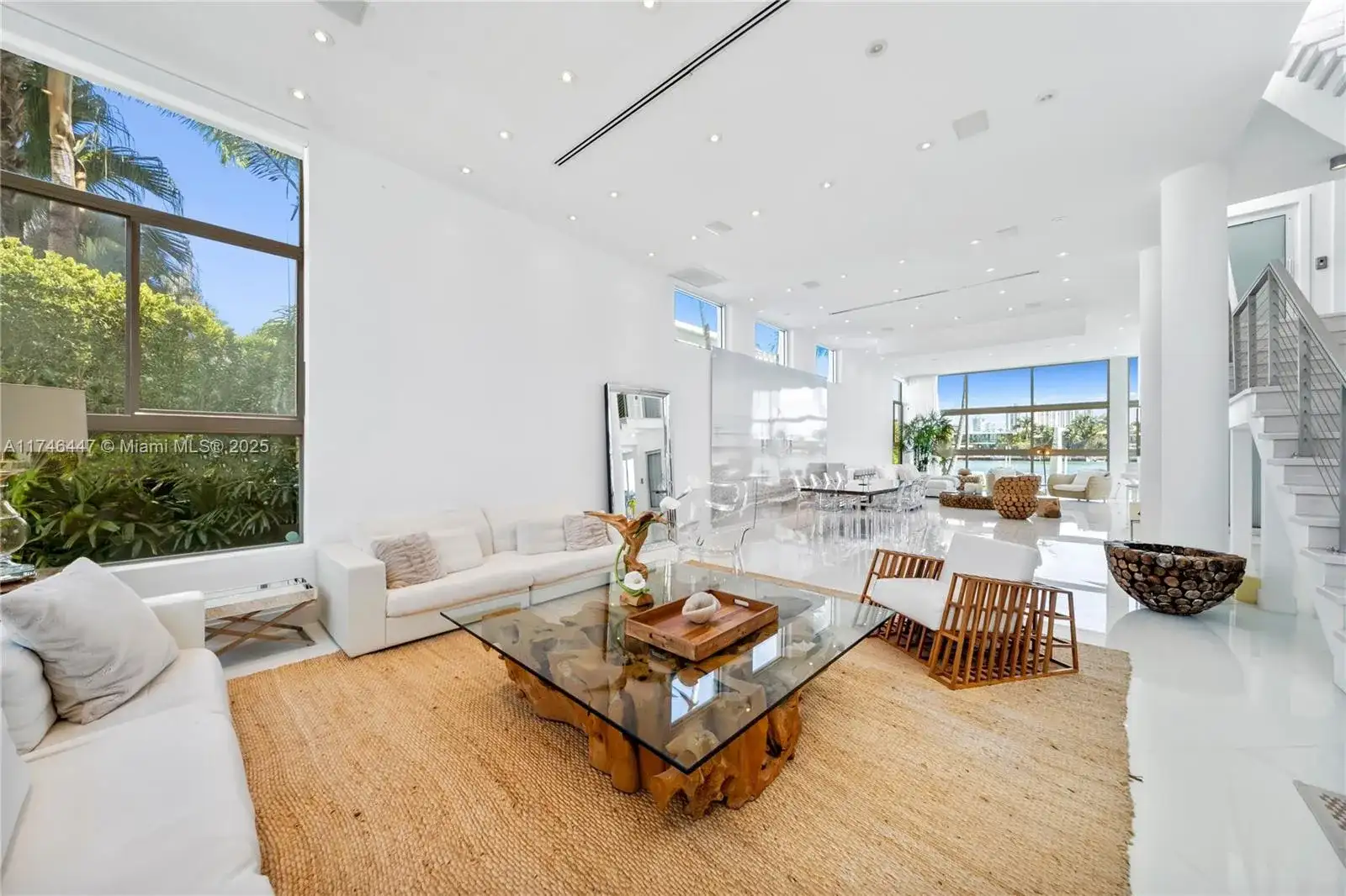 227 E DILIDO DR, Miami Beach FL 33139 photo 5
