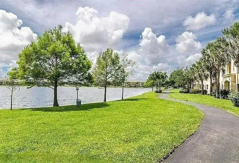 5001 Wiles Rd # 101, Coconut Creek FL 33073 photo 2