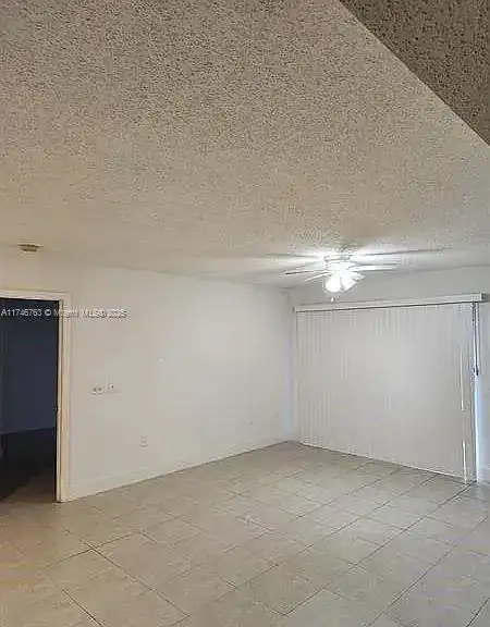 5001 Wiles Rd # 101, Coconut Creek FL 33073 photo 4