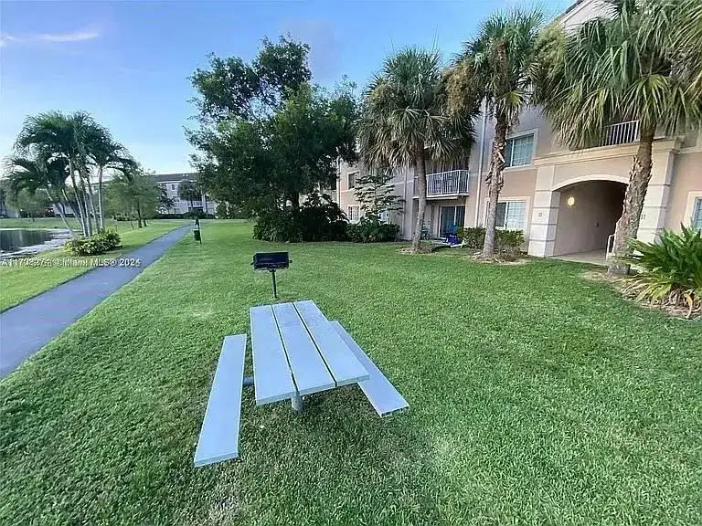 5001 Wiles Rd # 101, Coconut Creek FL 33073 photo 5