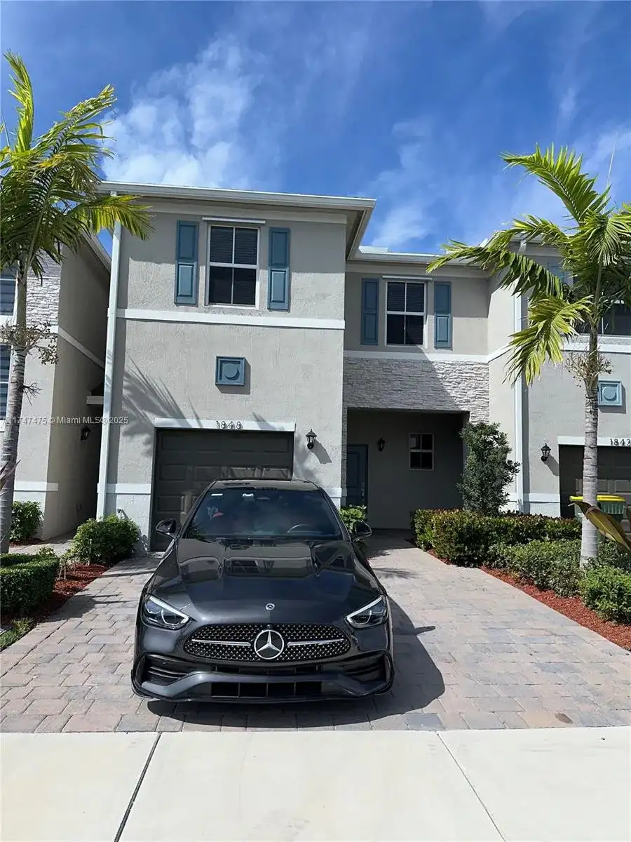 1848 SE 7 Ter # 1848, Homestead FL 33034 photo 2