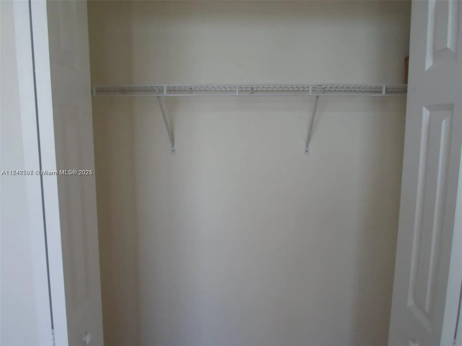 1745 E Hallandale Beach Blvd # 1907W, Hallandale Beach FL 33009