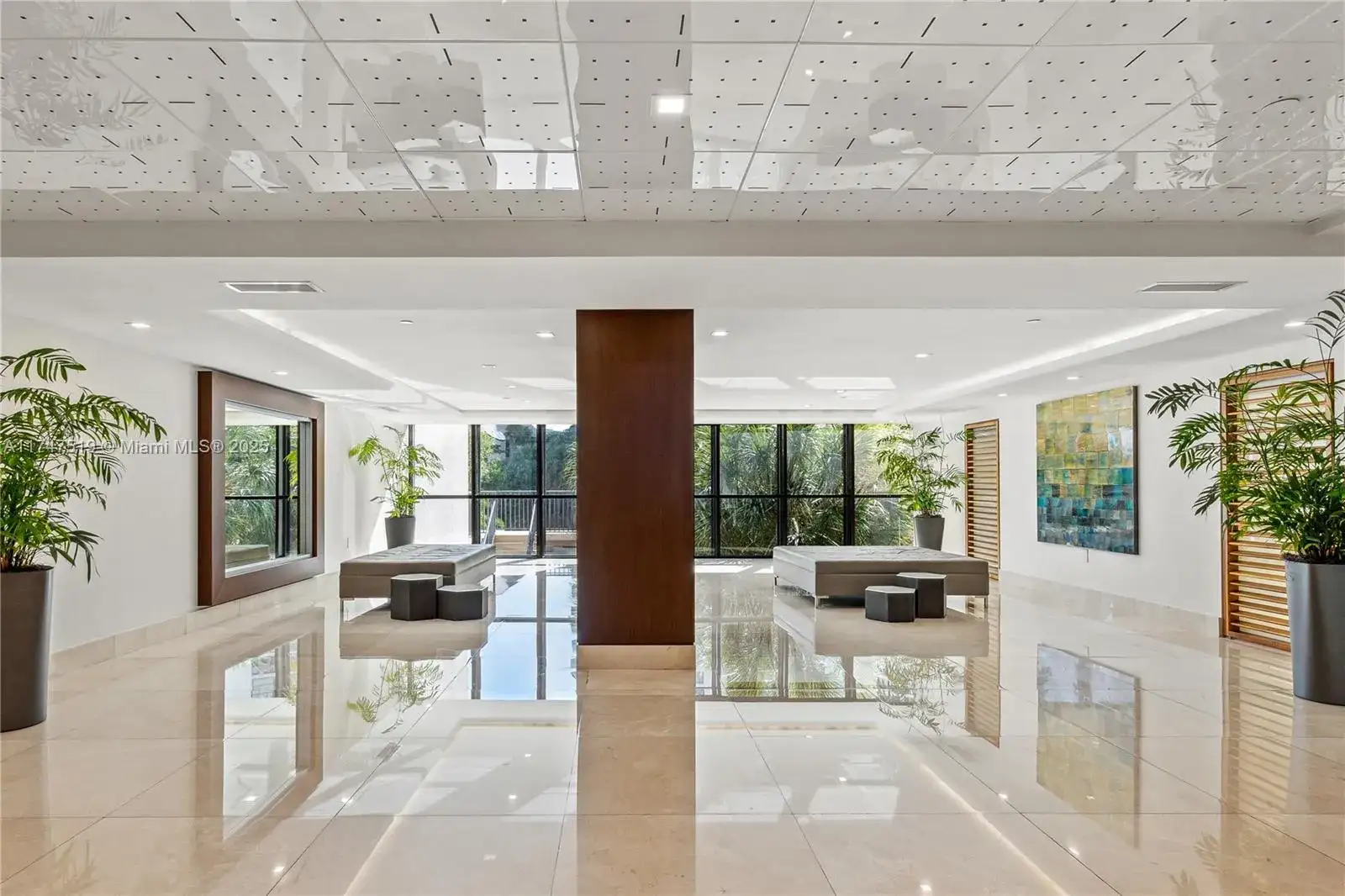 540 Brickell Key Dr # 1600, Miami FL 33131 photo 3