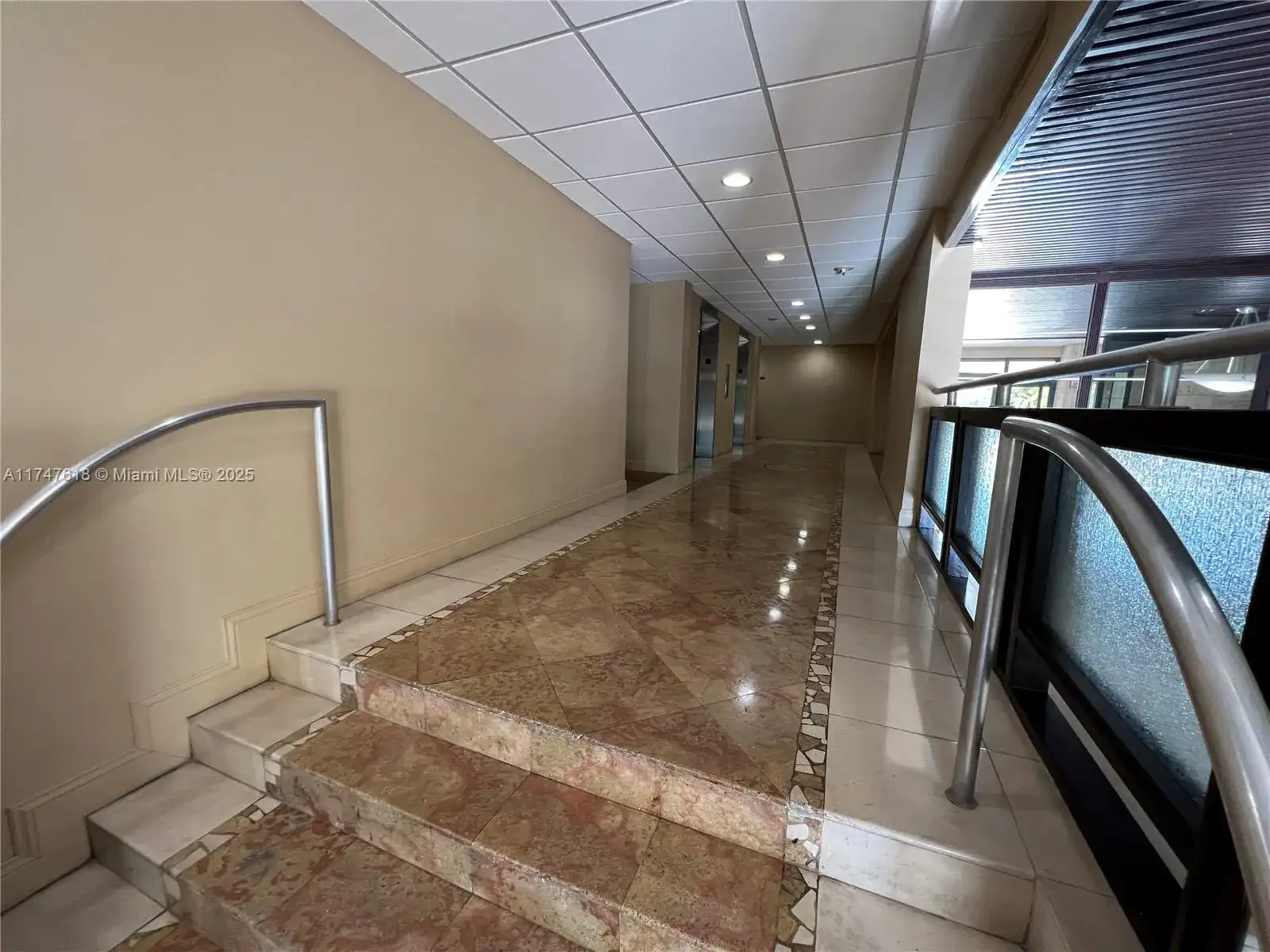 3375 N Country Club Dr # 109, Aventura FL 33180 photo 3