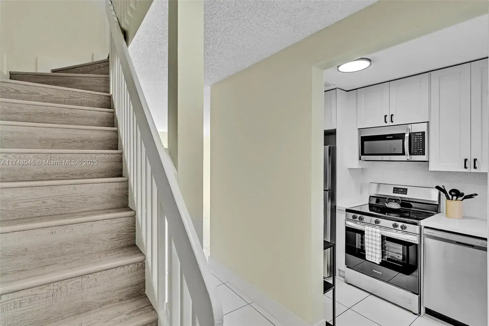 4107 NE 21st Ter, Lighthouse Point FL 33064 photo 5