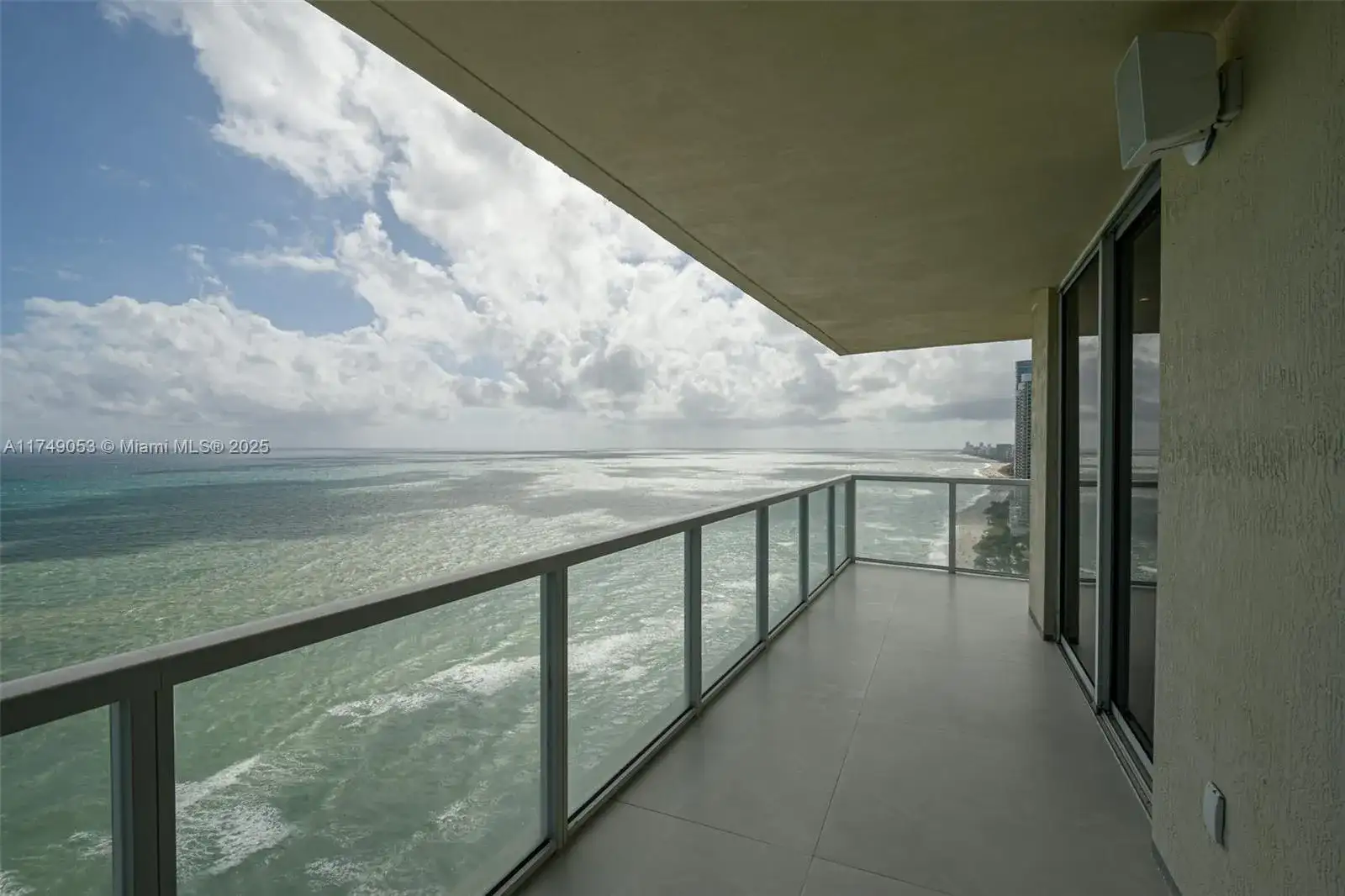 16699 Collins Ave # 3202, Sunny Isles Beach FL 33160 photo 2