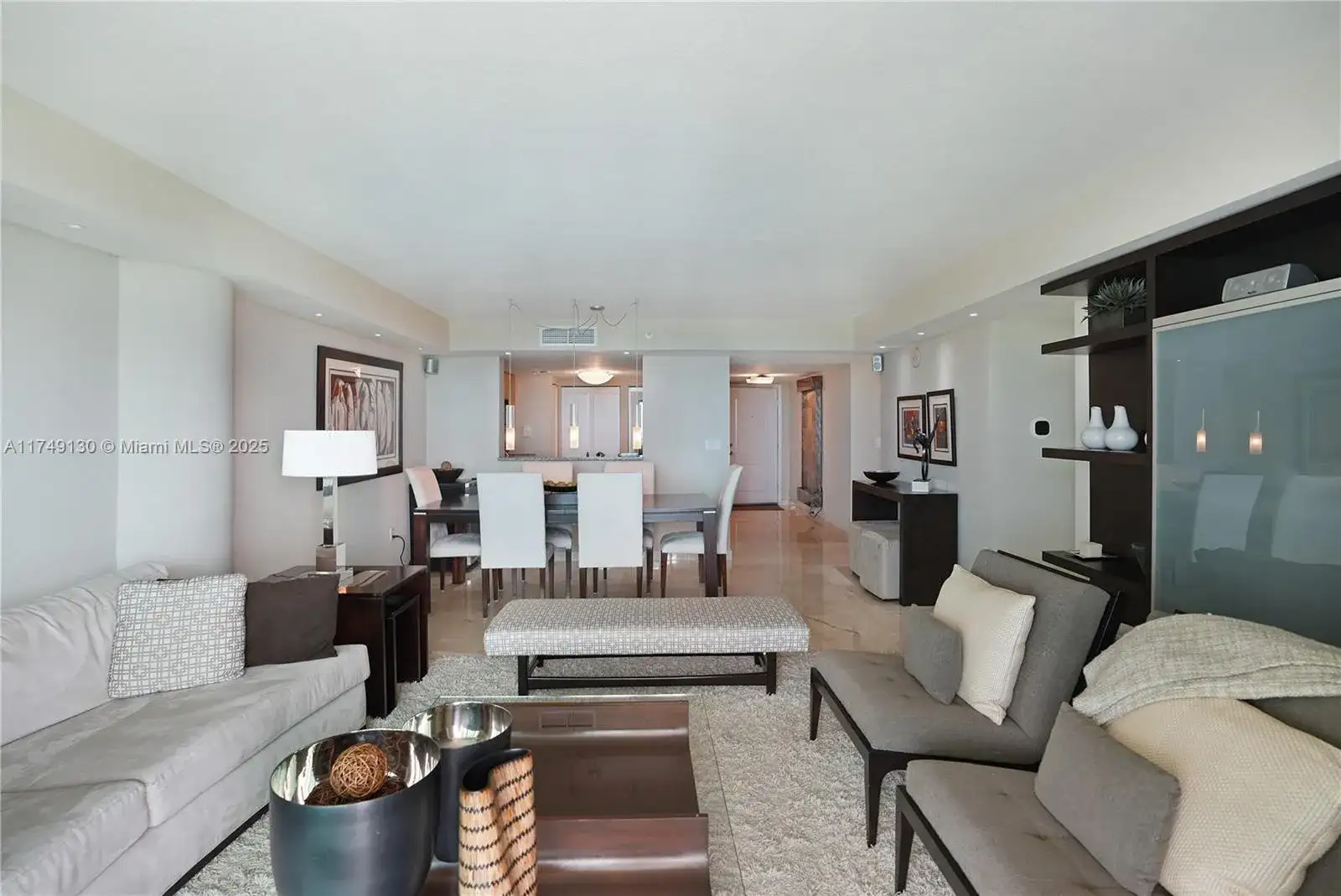 2101 Brickell Ave # 1812, Miami FL 33129 photo 4