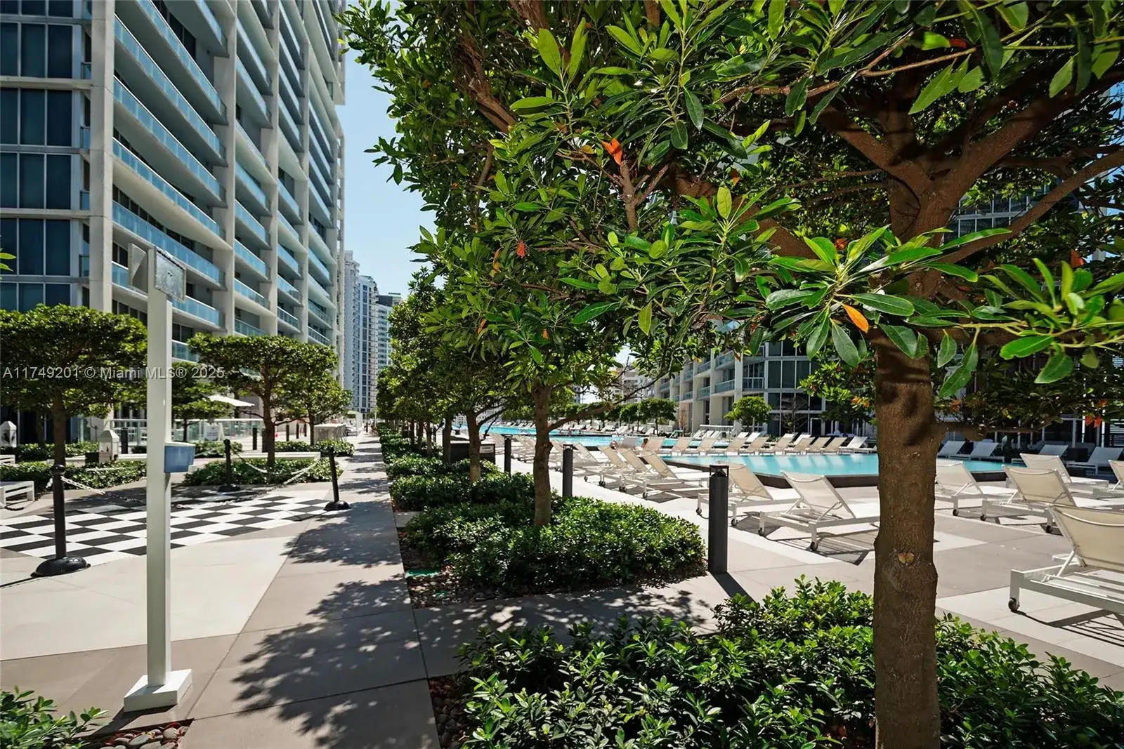 485 Brickell Ave # 2603, Miami FL 33131 photo 2