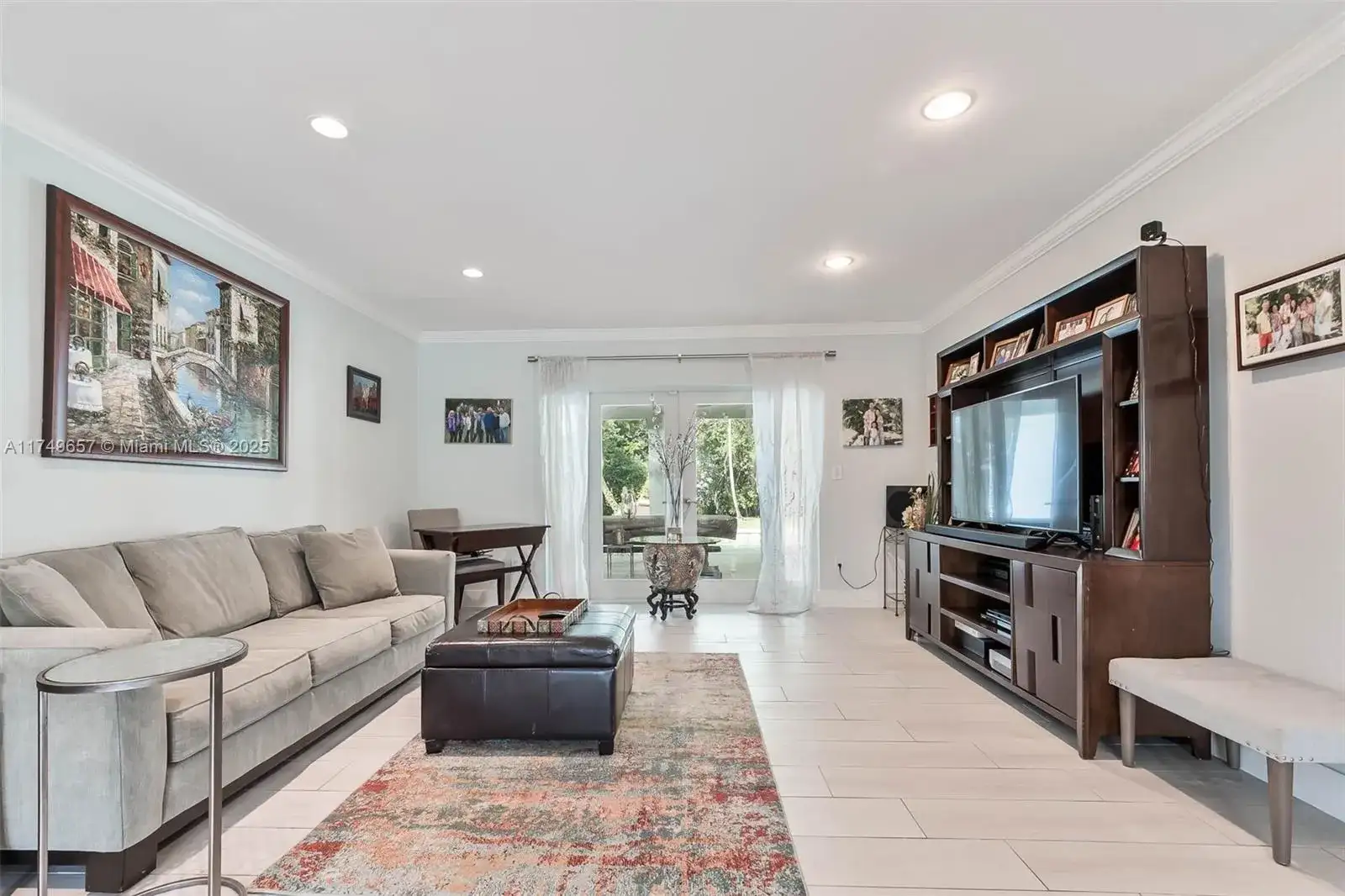 7405 SW 132nd St, Pinecrest FL 33156 photo 4