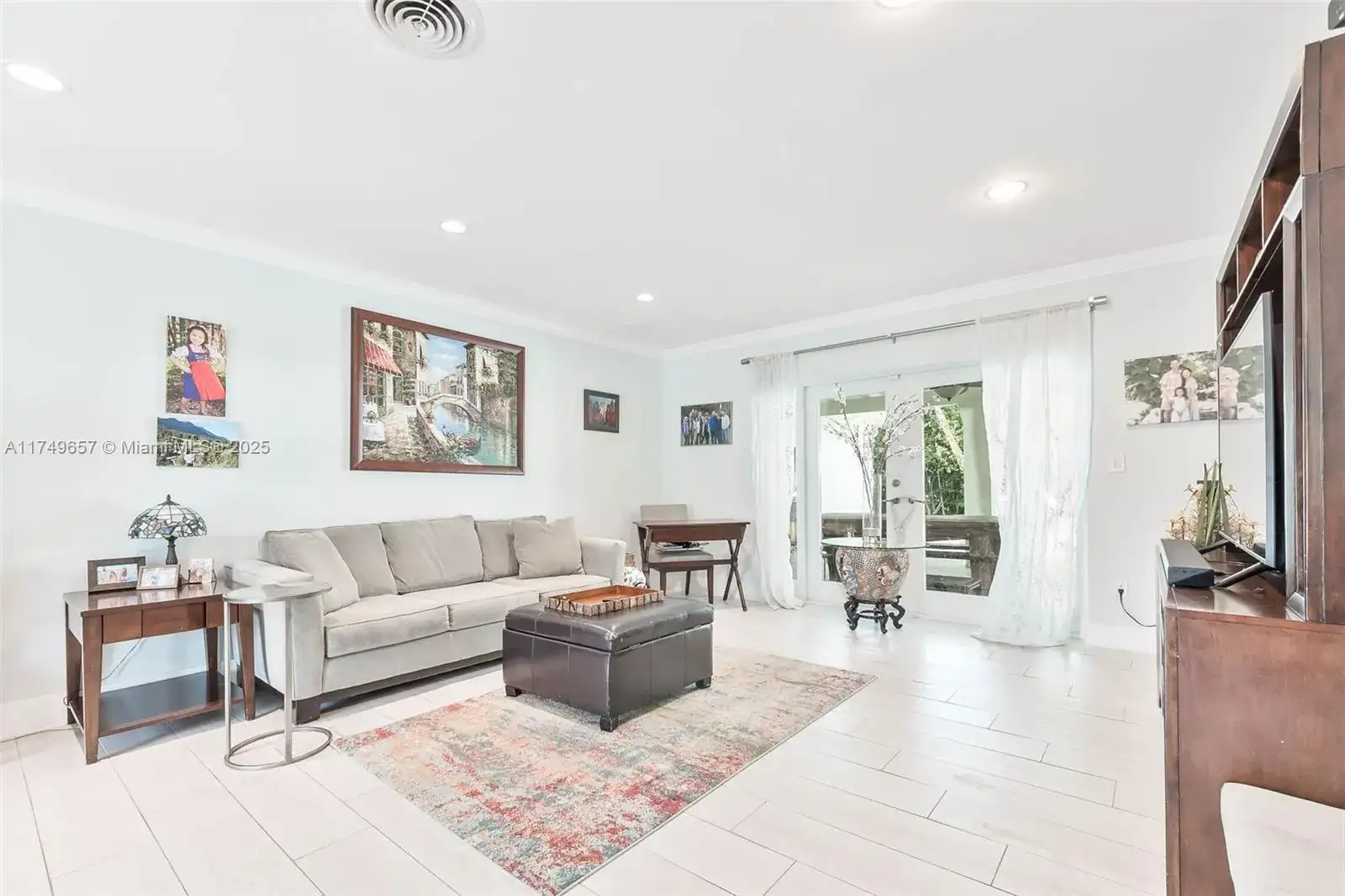 7405 SW 132nd St, Pinecrest FL 33156 photo 5
