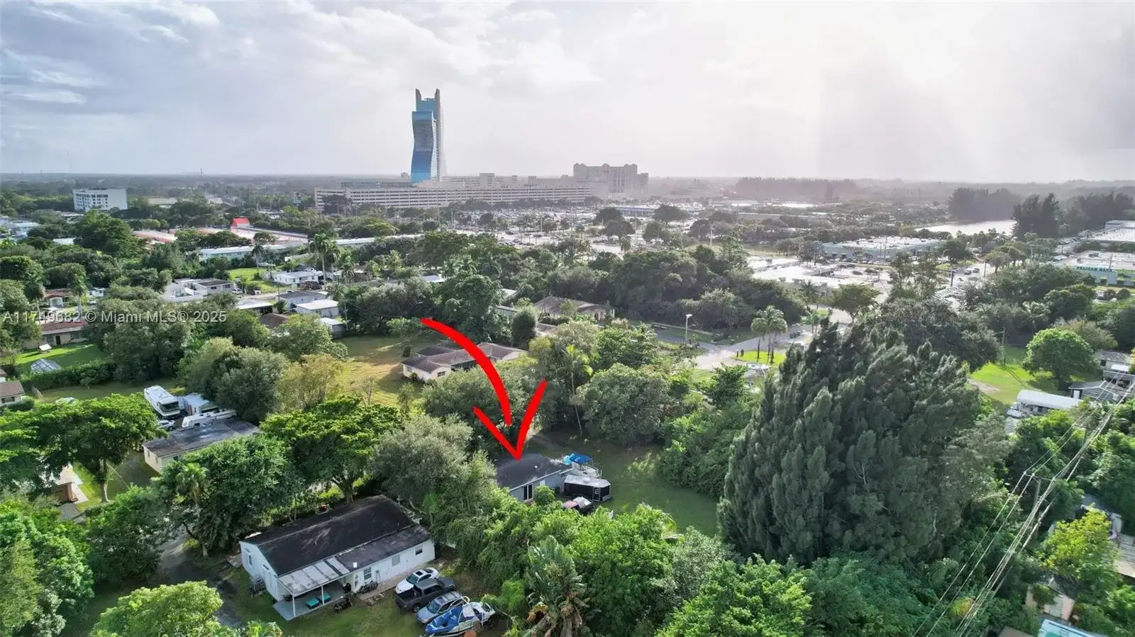 4381 SW 51st St, Dania Beach FL 33314