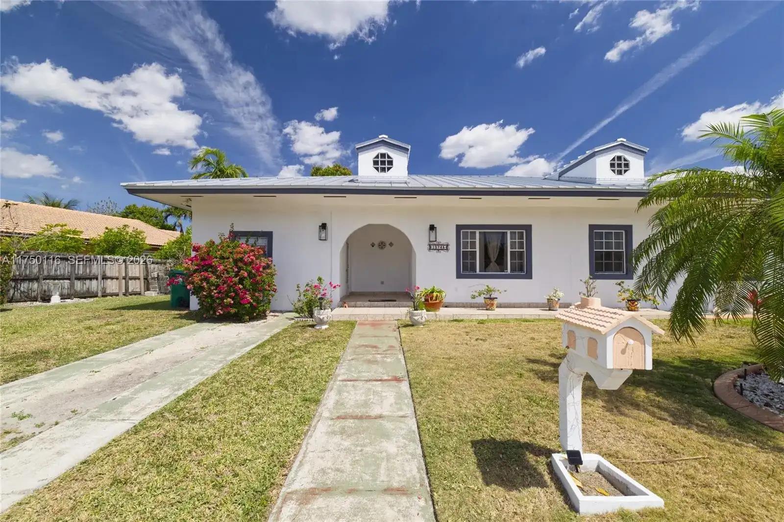 10745 Westwood Lake Dr, Miami FL 33165 photo 3