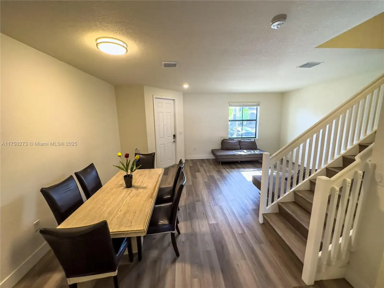 3349 W 105th Ter, Hialeah FL 33018 photo 4