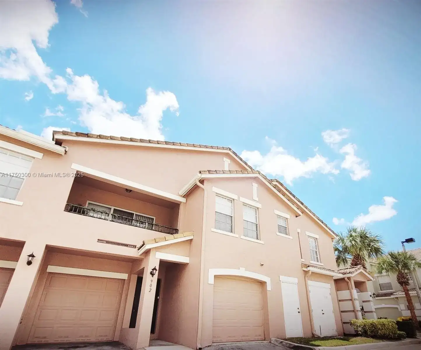 902 Belmont Pl, Boynton Beach FL 33436 photo 2