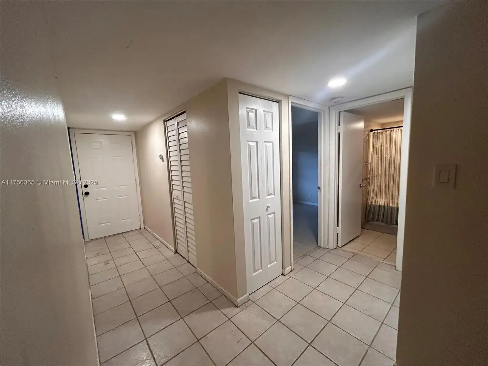 3161 NW 47th Ter # 114, Lauderdale Lakes FL 33319 photo 3