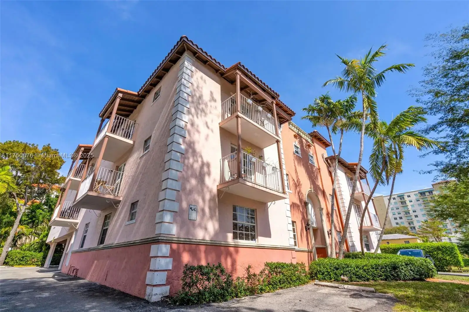 29 Santillane Ave # 7, Coral Gables FL 33134 photo 3