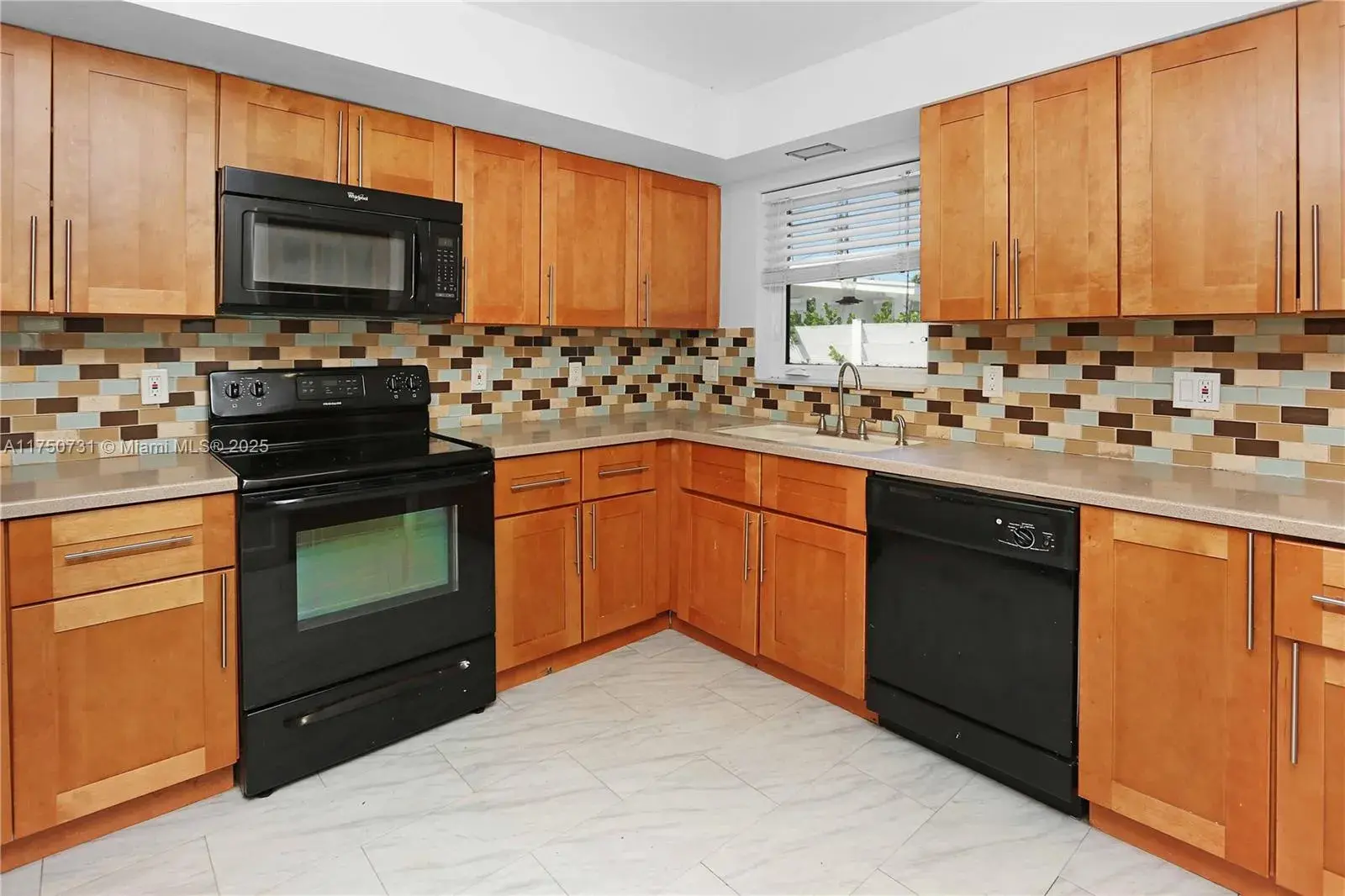 3842 N Circle Dr, Hollywood FL 33021