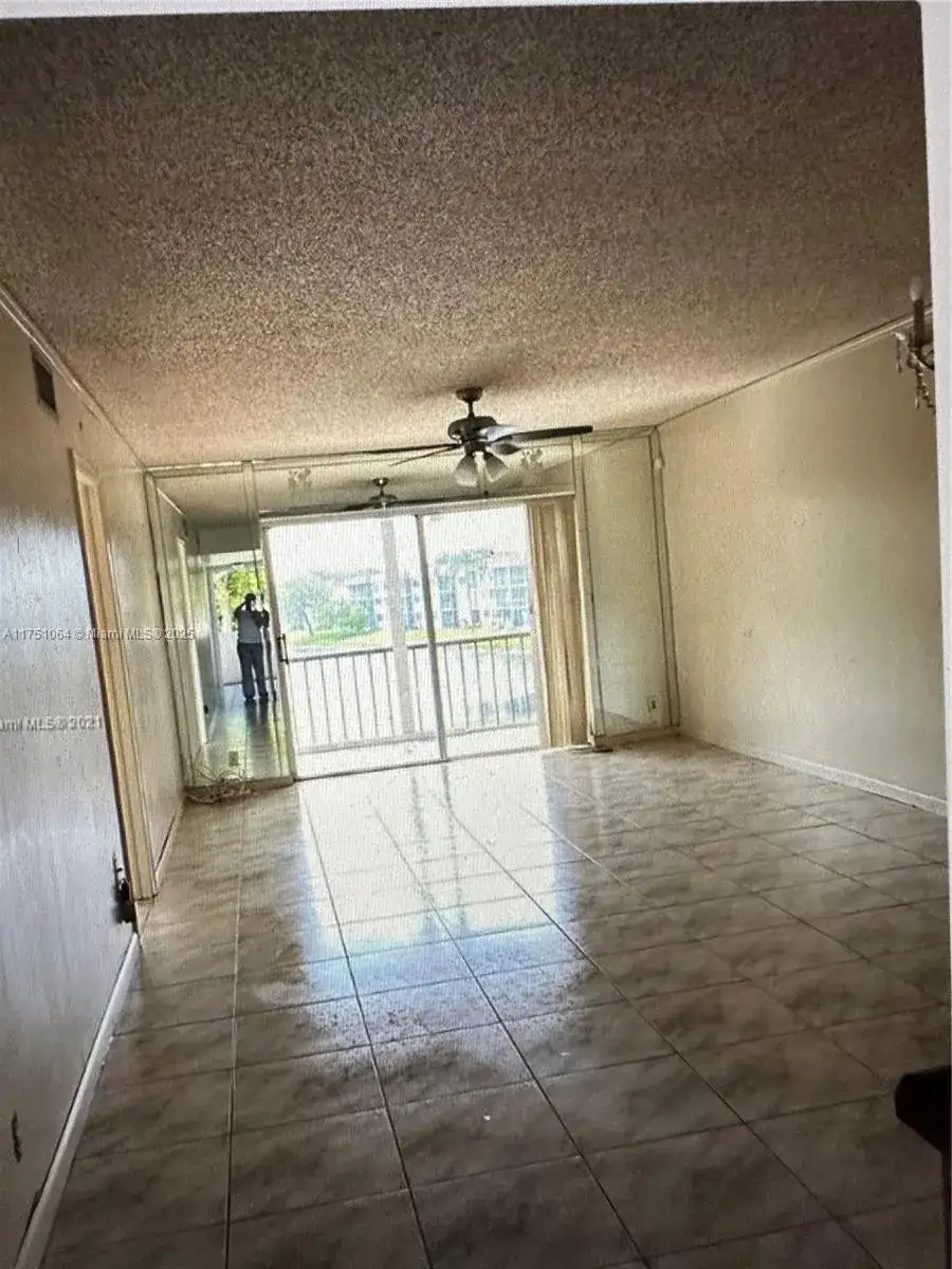 411 S Hollybrook Dr # 308, Pembroke Pines FL 33025 photo 4