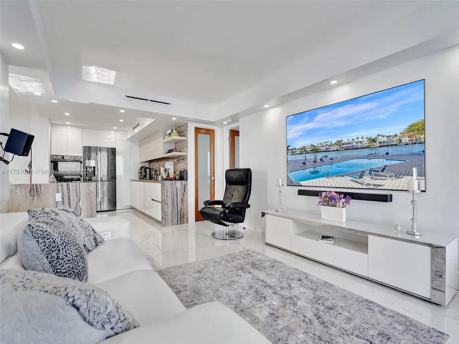 1600 S Ocean Dr # 14K, Hollywood FL 33019