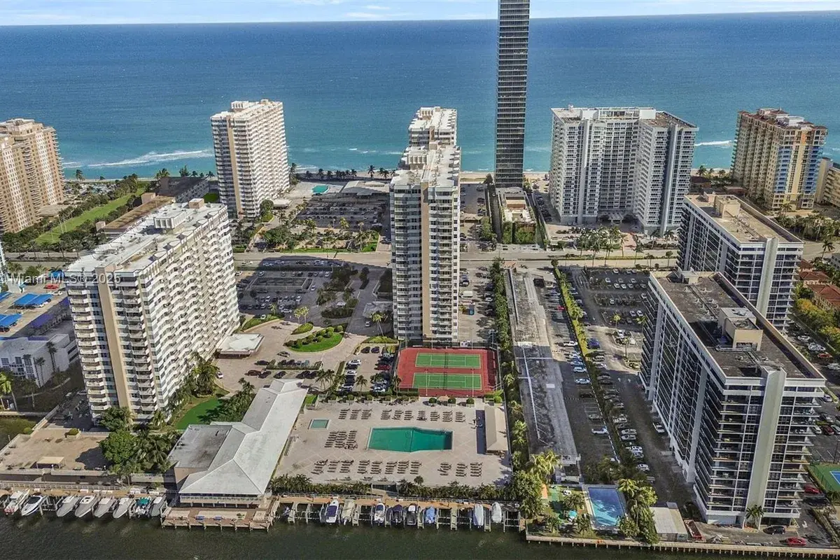 1985 S Ocean Dr # 8G, Hallandale Beach FL 33009