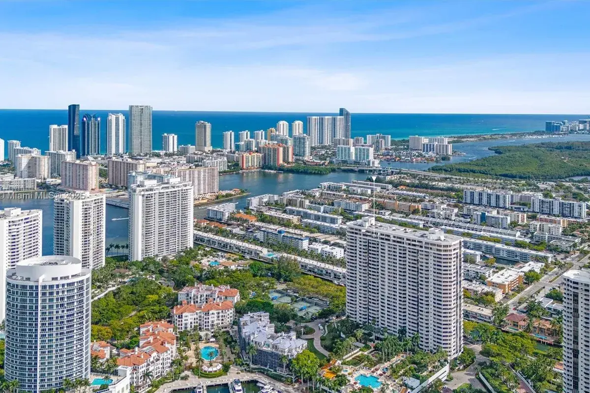 2000 Island Blvd # 5, Aventura FL 33160