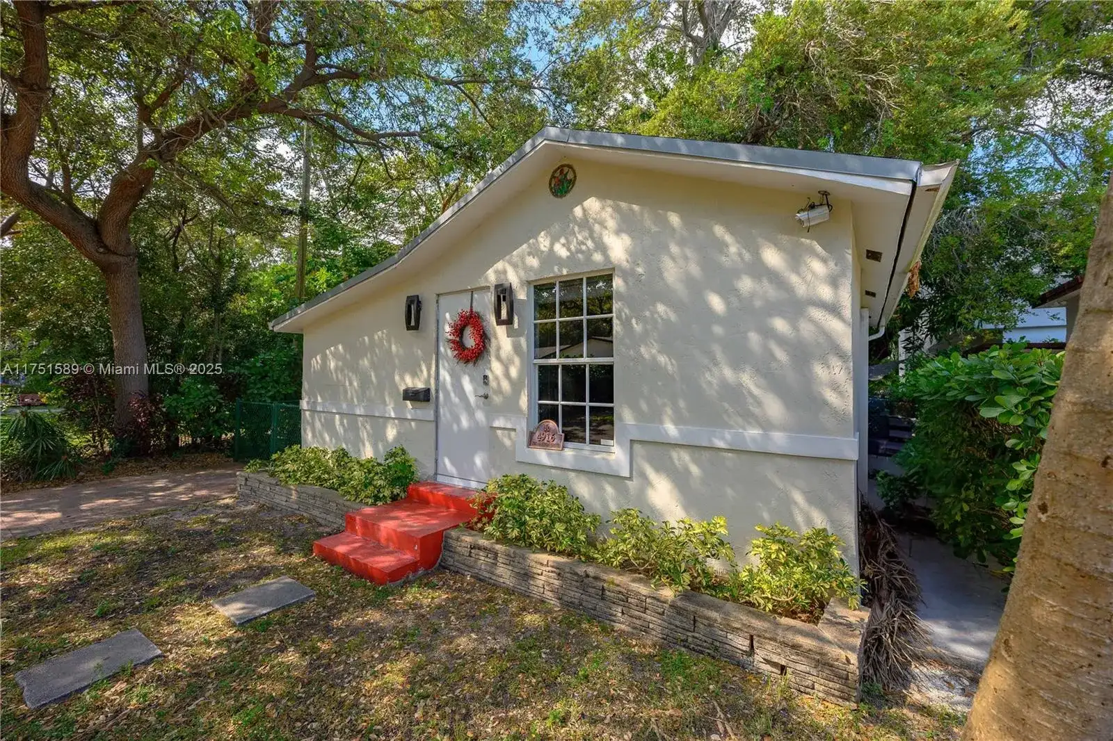 4916 Washington Dr, Coral Gables FL 33133 photo 4