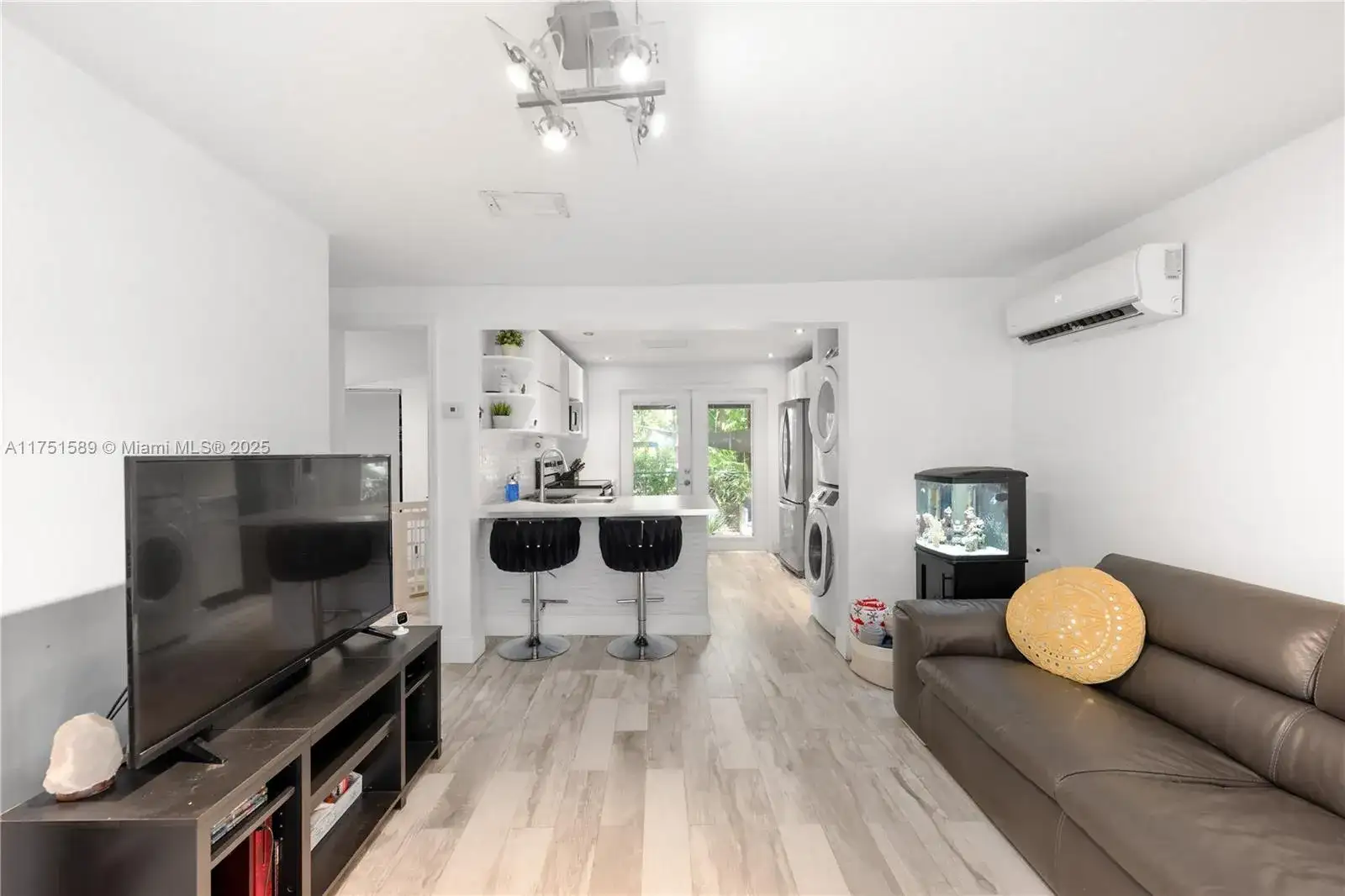 4916 Washington Dr, Coral Gables FL 33133 photo 5