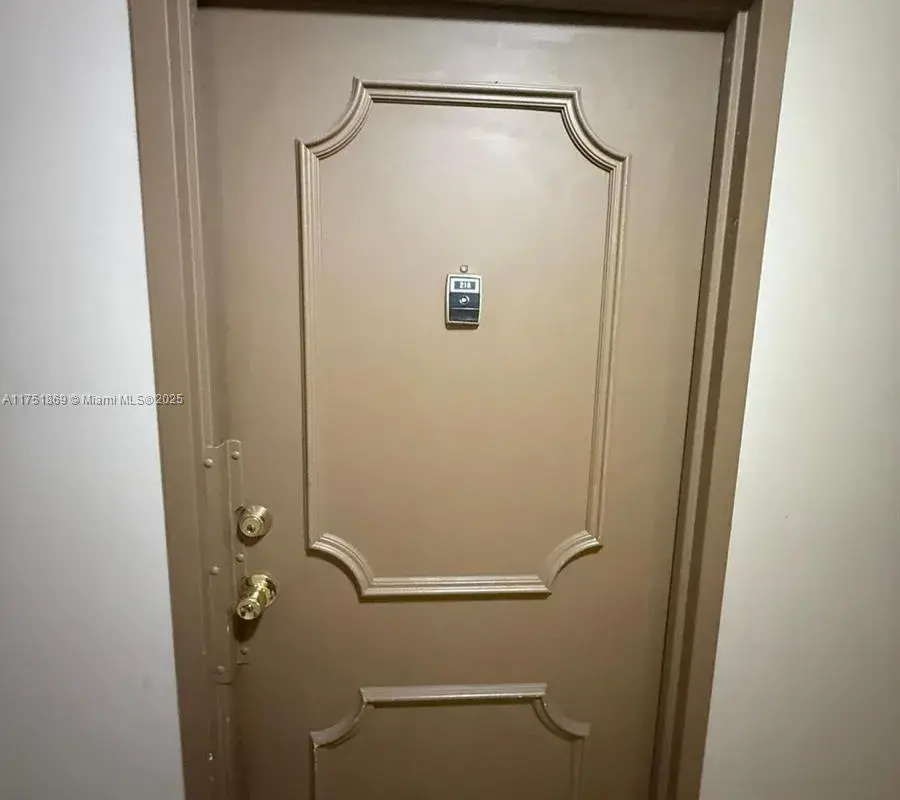 501 Three Islands Blvd # 218, Hallandale Beach FL 33009