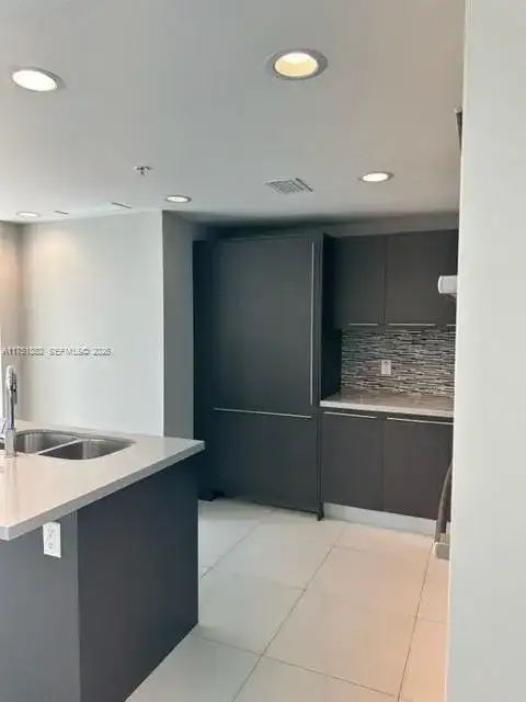 7661 NW 107th Ave # 512, Doral FL 33178 photo 2